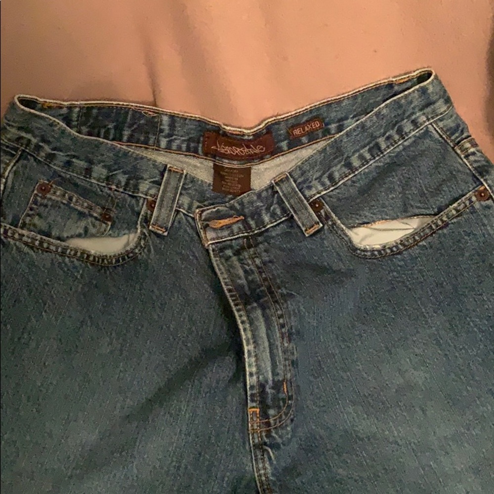 Jeans